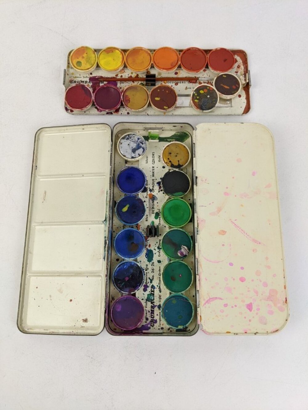 Grumbacher Metal Plastic Watercolor Palette 24 Colors Preowned